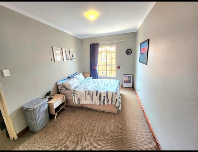 1 BEDROOM APARTMENT FOR SALE IN NEWMARK ESTATE